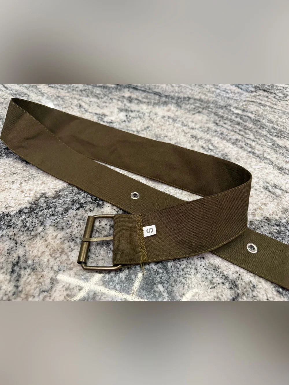NWOT Olive Green Canvas Belt with Metal Eyelets S